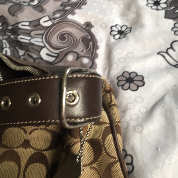 Coach 2000’s brown leather and Big C purse - Picture 4 of 10